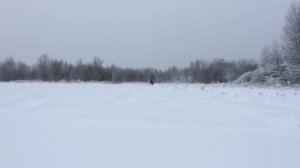 Мотобуксировщик Спутник по глубокому снегу