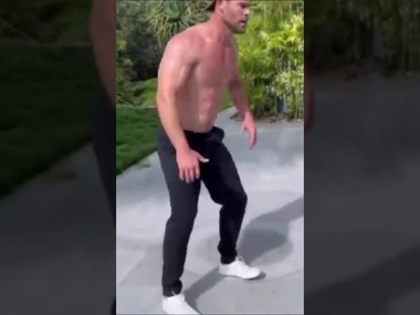 Chris Hemsworth training workout