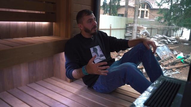 Уютная и стильная сауна! Электрическая печь Sangens. Парная с панорамным окном. смотреть онлайн