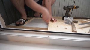 Обшивка тесного балкона в хрущевке. На кортах. (Часть1) WL86