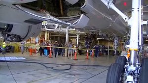 Выпуск и уборка шасси самолетов Boeing