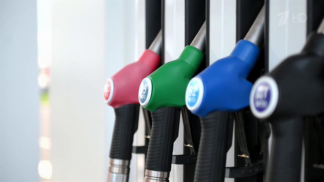 Федеральная антимонопольная служба потребовала снизить цены на топливных заправках