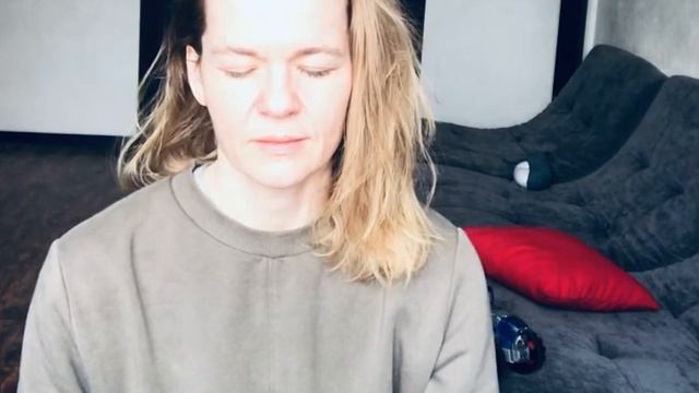 Шавасана (осознанный отдых в статичном положении тела)
