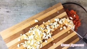 Праздничный и простой салат с селедкой сельдью
