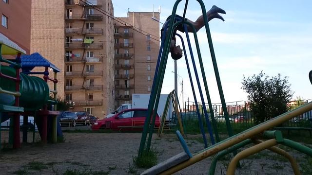 КСУ на турнике смотреть онлайн