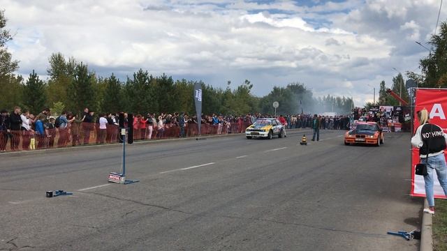 Любители скорости "оторвались" в Усть-Каменогорске ч.2 смотреть онлайн