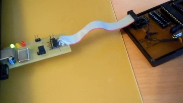 Программатор AVR910