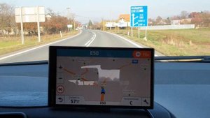 Навигатор Garmin Как работает помощь водителю Информация о превышении скорости