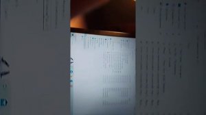 как удалить с флешки? все файлы либо 1 файл.