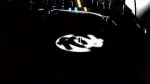 T H  EXPRESS FEAT  MOE  I M   ON YOUR  SIDE