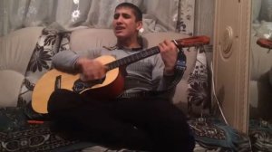 Песня на гитаре У тебя на ресницах я слезинок не встречу