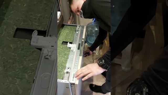 Установка плавающего фасада посудомоечная машина Bosch официальный ...