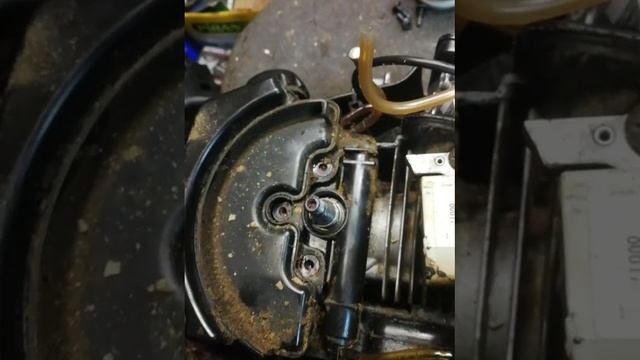 Бензопила Макалыч, раритет из 90х, меняем масляный бачок. Часть 2. смотреть онлайн