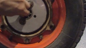 Колесо для мотосаней