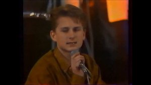 АЛЕКСЕЙ и АНДРЕЙ ХЛЕСТОВЫ, "МЫ -РАЗНЫЕ..."(сл. и муз. Олега АВЕРИНА)