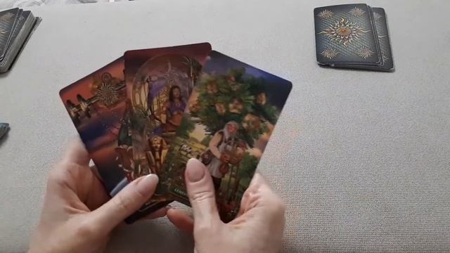 Зачем бывшая/бывший напоминает о себе.