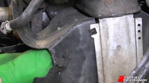 How to Remove Intercooler Intake Shroud - Audi A6 S6 RS6 - C5 (1997-2005) - TOTAL TECHNIK
