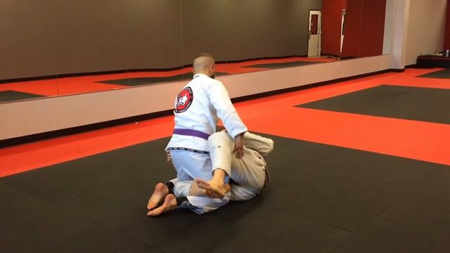 Халф Гард (Полузащита): Выходы На Спину + Удушающий "Лук и Стрела". Бразильское джиу-джитсу. смотреть онлайн