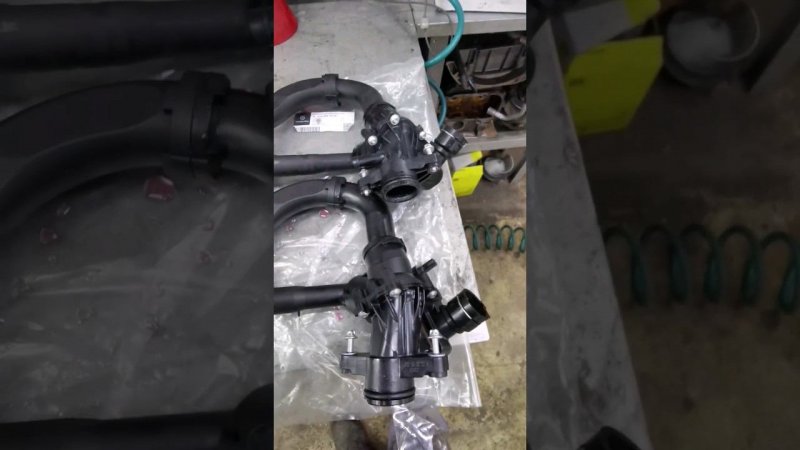 Стоп контрафакт Поддельный термостат M274 Mercedes Benz GLC300 W253 #мастерскаямерседес #мерседес
