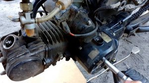 Настройка клапанов на Коленках.Первый выезд/ Дельта 125сс Musstang