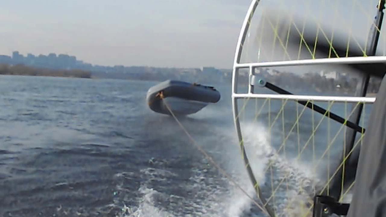 Летающий РИБ. Буксировка аэролодкой Пиранья-5 смотреть онлайн