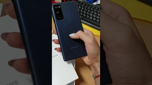 обзор Samsung s20 fe смотреть онлайн