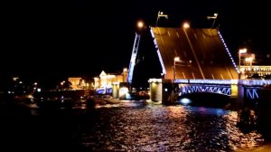 Разводной мост Санкт-Петербурга