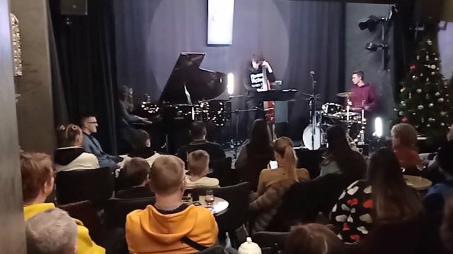 Christmas concerto 12/22 смотреть онлайн