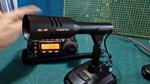 YAESU FT857 & NEW M70 DESK MICROPHONE