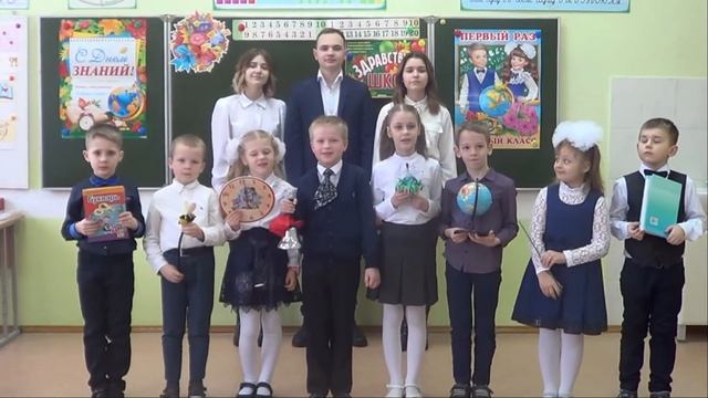 Видеопоздравление выпускникам школы