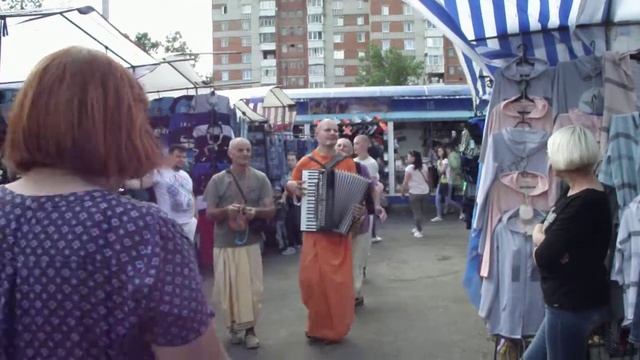 Харинама в Витебске на Полоцком рынке 18.07.2017г. часть7 смотреть онлайн