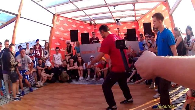 B-BOYS I 2x2 breaking I PROворот 2015 BATTLES I 28 июня ДЕНЬ ГОРОДА НОВОСИБИРСКА смотреть онлайн