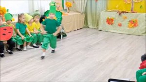 музыкальная осенняя сказка в детском саду "Приключения непослушного  огурчика"