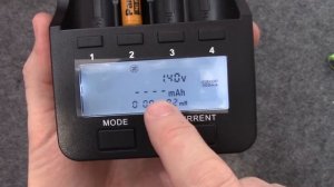 LiitoKala Lii-500 по настоящему универсальное зарядное устройство!