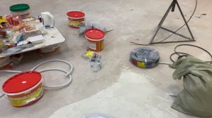 Как протянуть кабель в гофру в одного