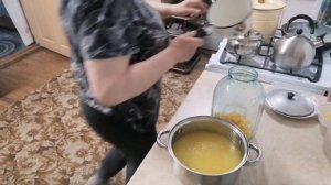 ШЕСТЬ ЛИТРОВ НАПИТКА ИЗ ДВУХ АПЕЛЬСИНОВ И ОДНОГО ЛИМОНА?...