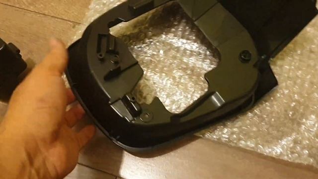 Правая рамка зеркала и моторчик складывания Toyota Land Cruiser 200 2014 год смотреть онлайн