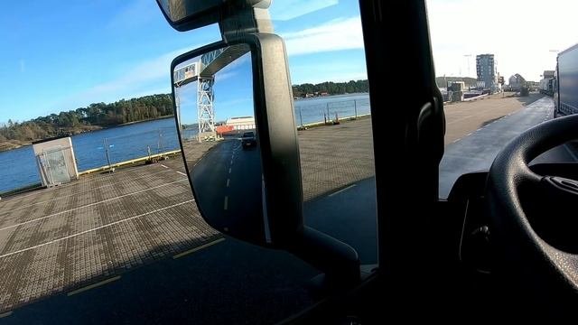 Scania R500 Норвегия - Дания узкий заезд на паром