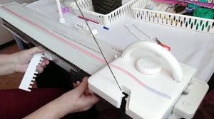 ГОРЛОВИНА И СКОС ПЛЕЧА НА ВЯЗАЛЬНОЙ МАШИНЕ.