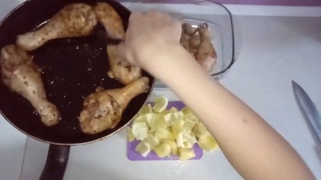 Куриные ножки с овощами в духовке смотреть онлайн