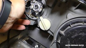 MERCEDES CLK W208 W210 HEADLIGHT BULB REMOVAL REPLACEMENT