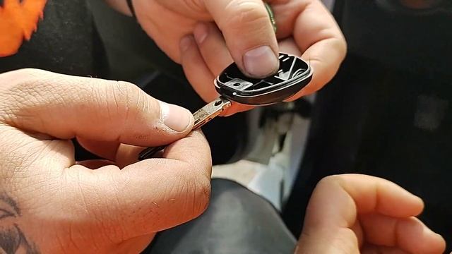 легкая замена замка зажигания УАЗ патриот от шеви нива смотреть онлайн