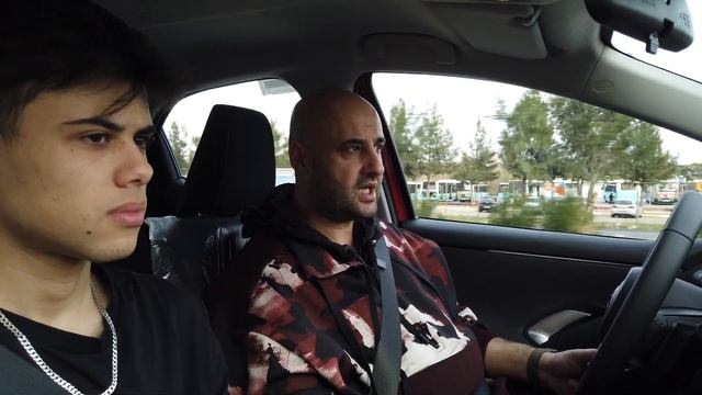 2023 Toyota Yaris 1.5 DREAM Multidrive S смотреть онлайн