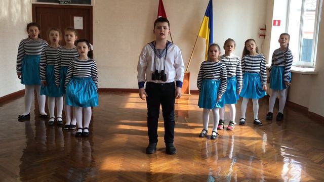 Я верю только мачтам и мечтам /Я вірю тільки мачтам і мріям/ смотреть онлайн