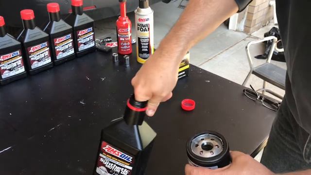 2017 GMC Sierra 2500 HD Motor oil change смотреть онлайн
