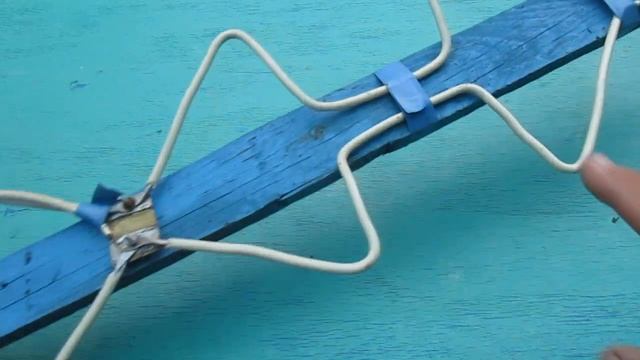 АНТЕННА ЛОВИТ 30 бесплатных каналов СДЕЛАНА СВОИМИ РУКАМИ из провода АПВ -16 смотреть онлайн