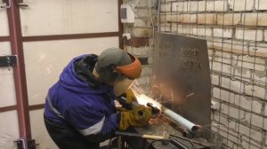 Сварка трубы в недоступном месте! / Так может заварить только сварщик с опытом!