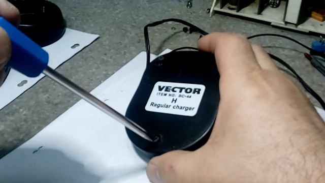 VECTOR Regular Charger (repair)
