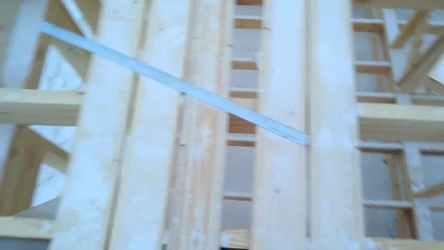 Каркасный дом 6х8 своими руками. Часть 15 - Перекрытие 2 этажа смотреть онлайн