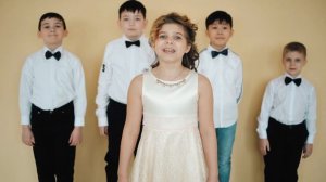 Поздравление к 8 марта. Песня "Мама" Е.Караванская.